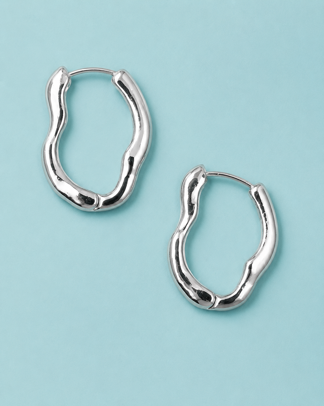 Wavy Silver Hoops - Medium Earrings - 043