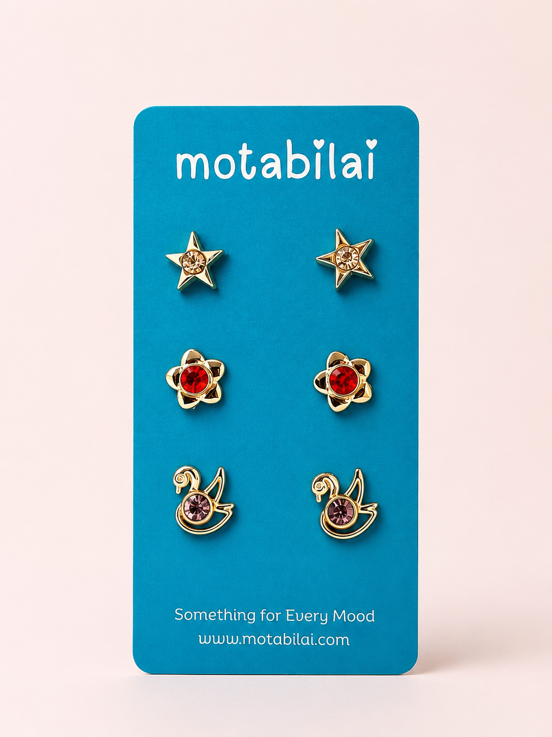 3 Studs Pretty Earrings - 082